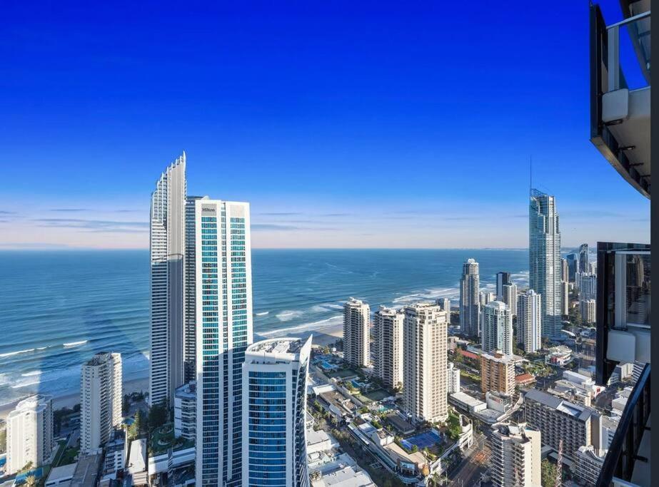 Exclusive Circle On Cavil Sub-Penthouse Luxury Apt - Hosted By Coastal Letting Gold Coast Bagian luar foto