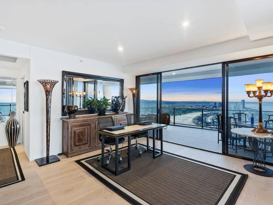 Exclusive Circle On Cavil Sub-Penthouse Luxury Apt - Hosted By Coastal Letting Gold Coast Bagian luar foto